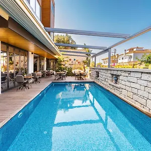 Hotel Yerli